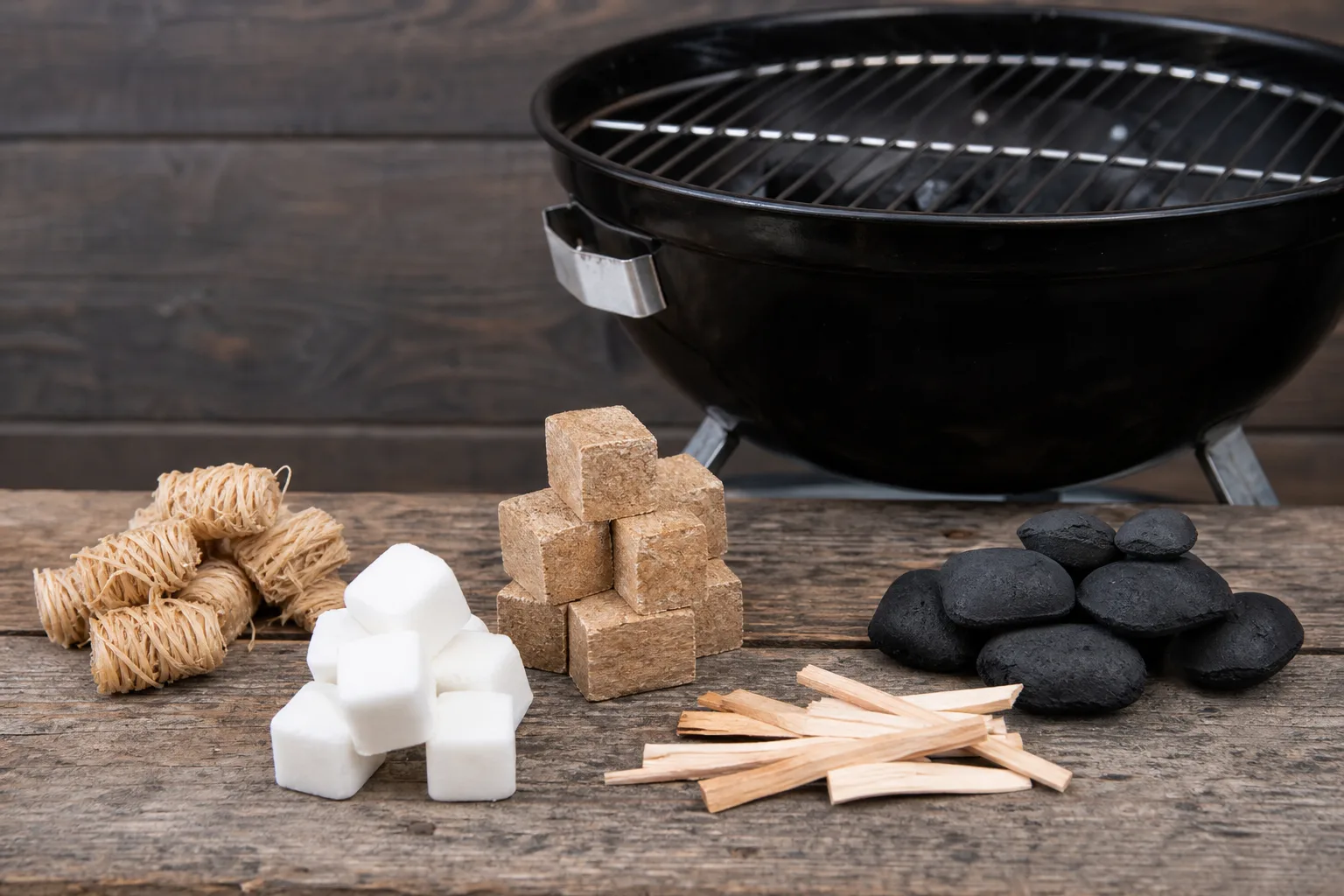 Holzkohlegrill Anzuendhilfen im Vergleich: Vor- und Nachteile